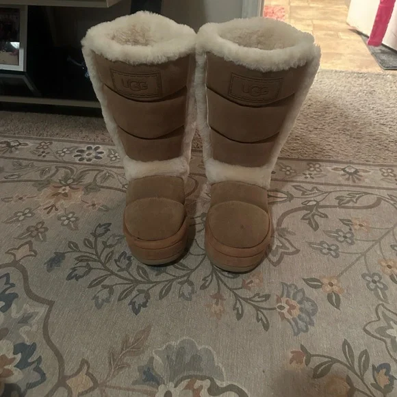 UGG Tan chillapeek tall boots - Picture 4 of 5